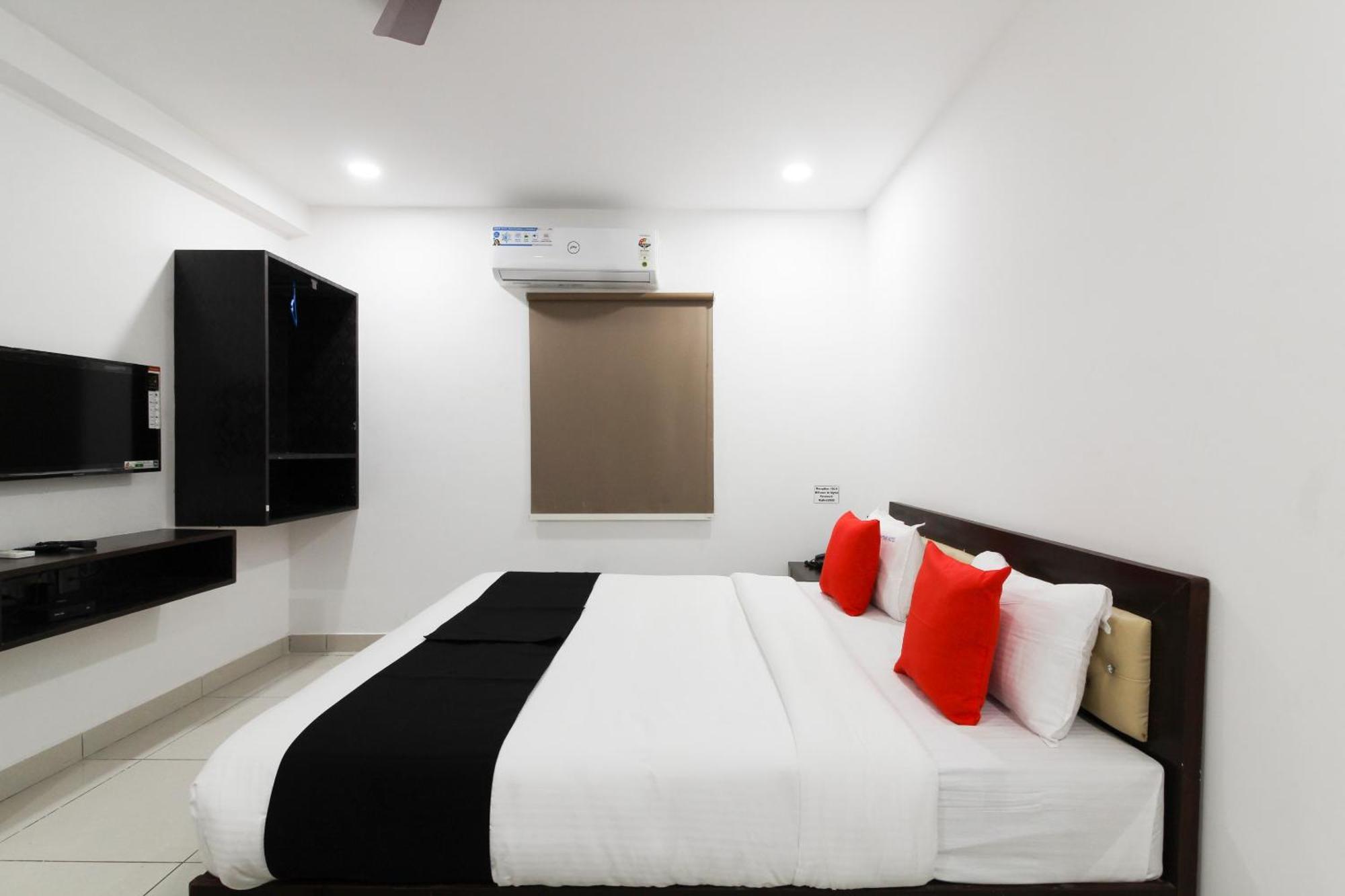 Super Mythri Hotel Near By Ecil, As Rao Nagar, Sainikpuri Maula Ali Extérieur photo