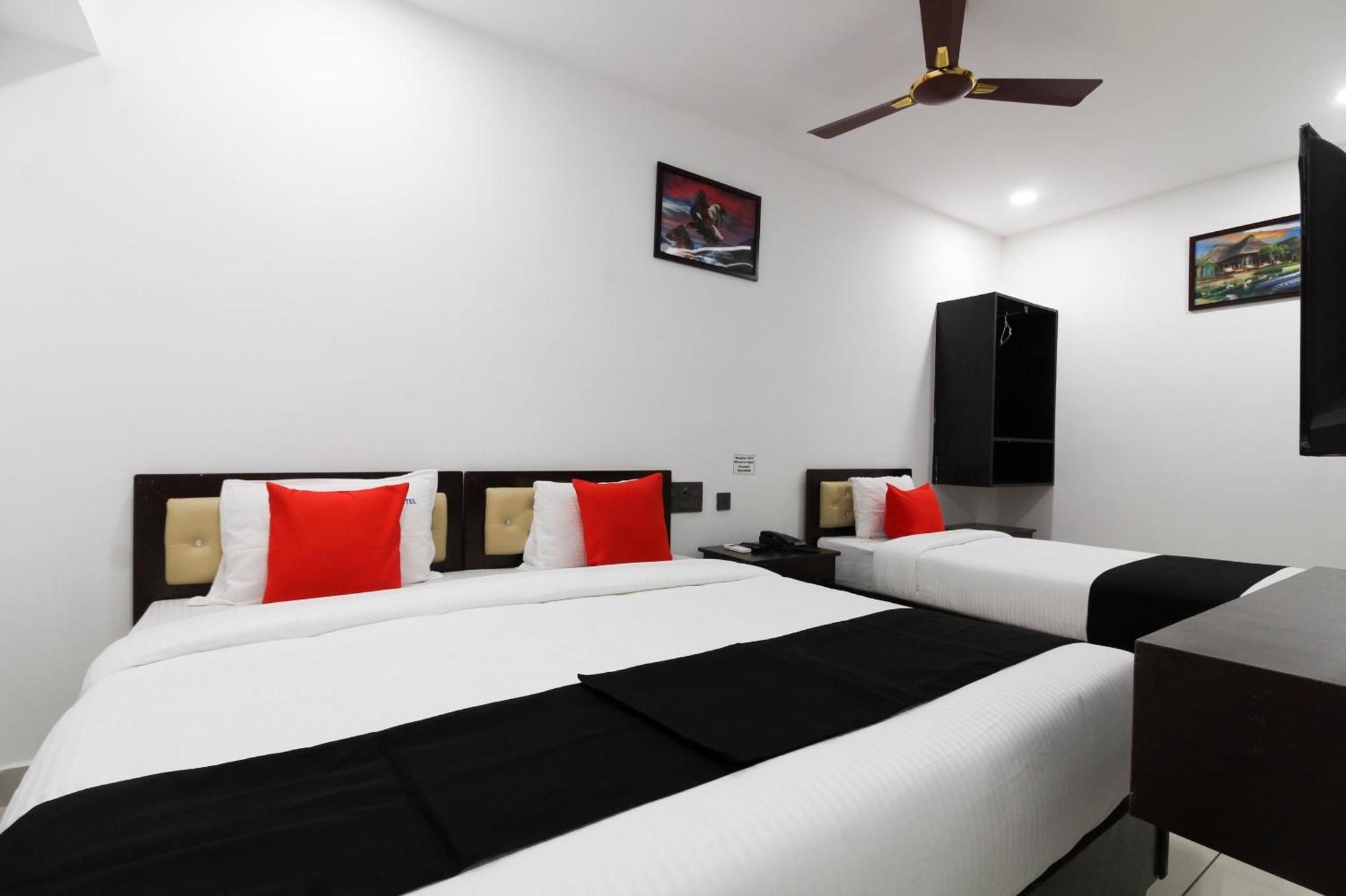 Super Mythri Hotel Near By Ecil, As Rao Nagar, Sainikpuri Maula Ali Extérieur photo